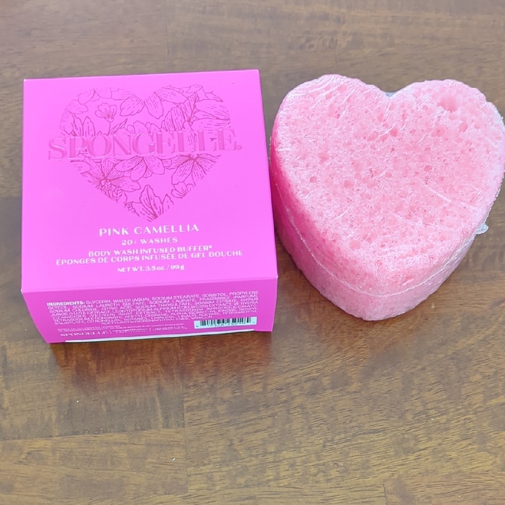 Spongelle Pink Camellia Infused Buffer - Picture 4 of 5